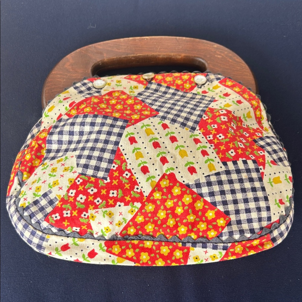 Vintage Patchwork Bermuda Bag with Wooden Handle - Picture 5 of 8